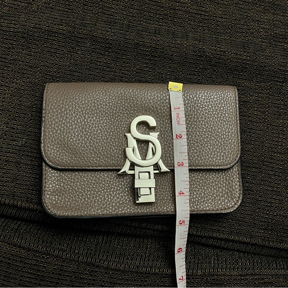STEVE MADDEN Wallet/ Cardslot - Picture 7 of 9